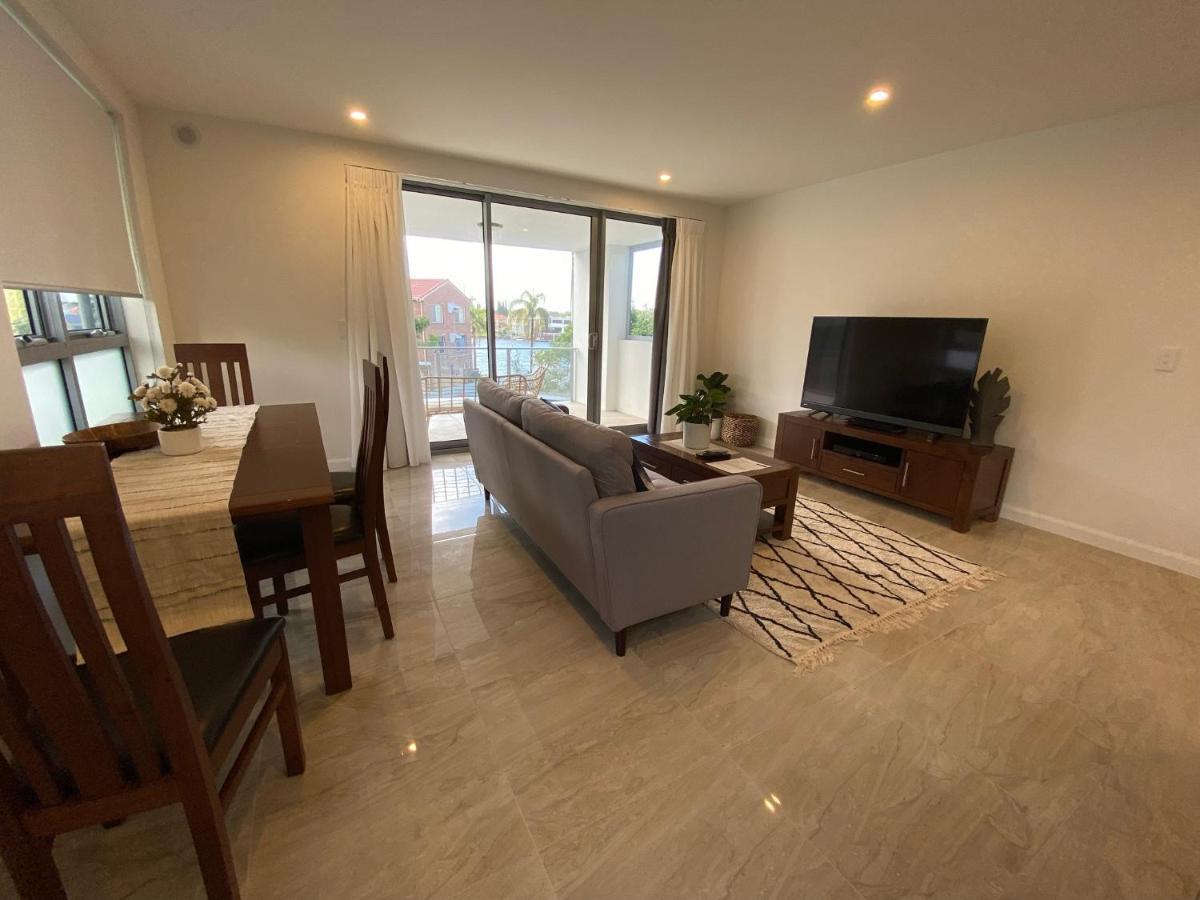 Serenity Surfers Paradise Gold Coast Luaran gambar